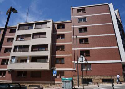 Andrasa Fachada SATE Ceramico GrupoPrimerodeMayo 20 Barakaldo 4