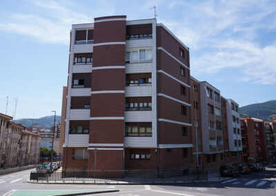 Andrasa Fachada SATE Ceramico GrupoPrimerodeMayo 20 Barakaldo 6