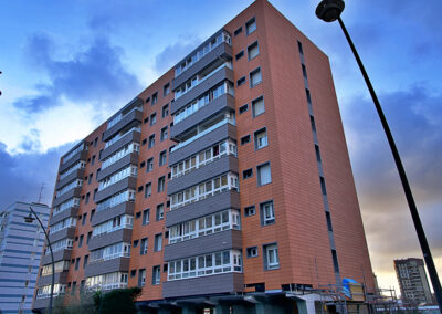 Andrasa Fachada ventilada JulianGaiarre 45 47 49.Bilbao 11