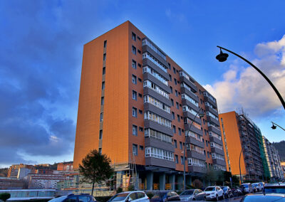 Andrasa Fachada ventilada JulianGaiarre 45 47 49.Bilbao 5